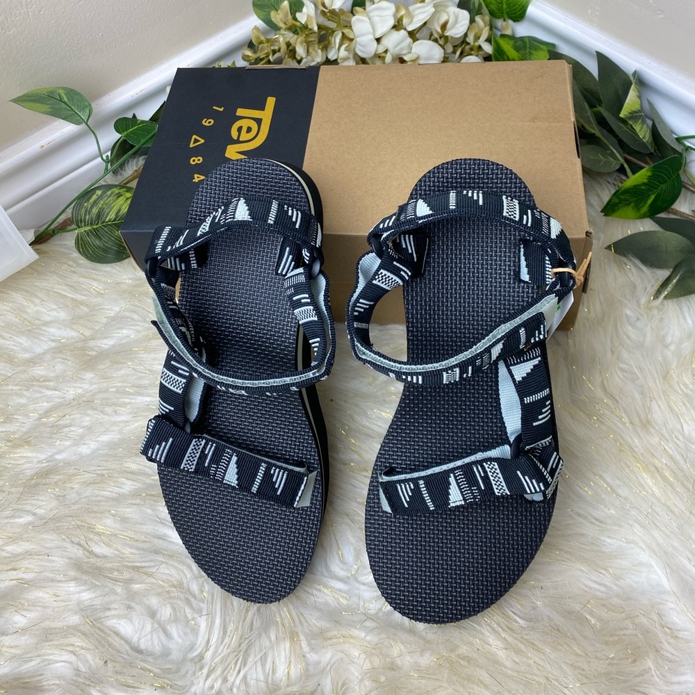 Teva Flatform Sandals black sz 6 - Picture 6 of 7